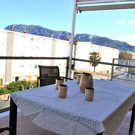 Catamaran Apartment